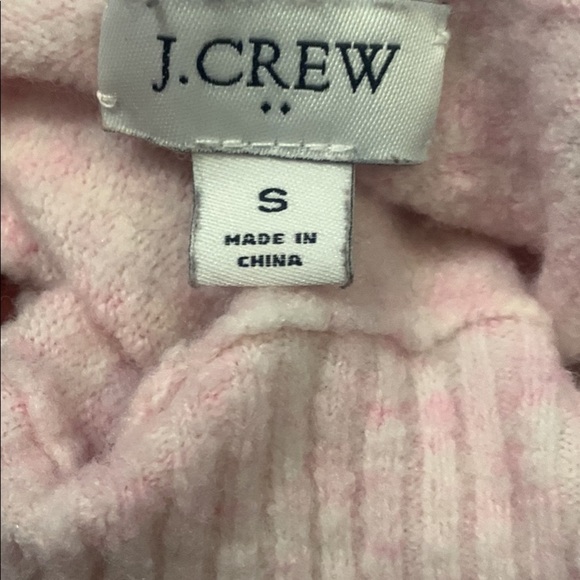 3/30 sale !J crew factory sweater. Puff sleeve sweater in extra soft yarn small - Picture 3 of 8